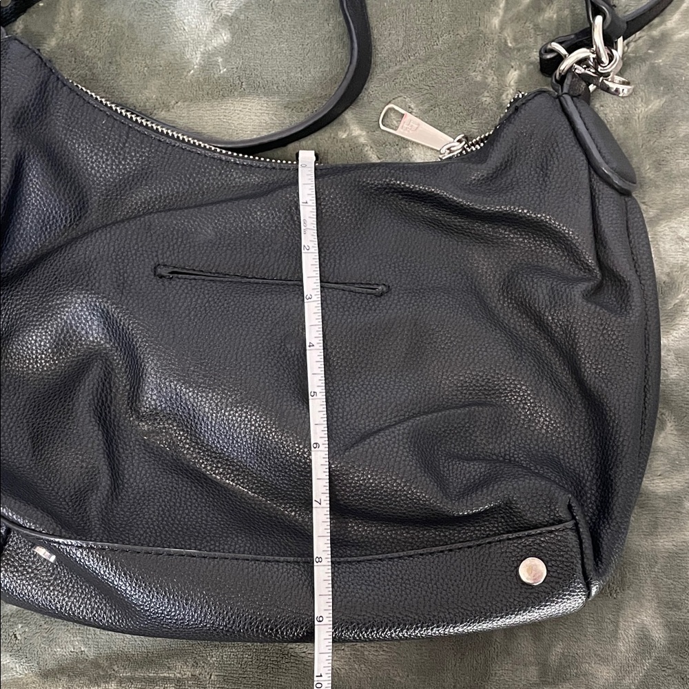 Dana Buchman Black Shoulder Bag - Picture 4 of 13